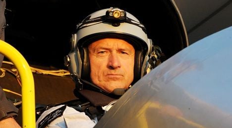Solar plane completes 72-hour simulated flight