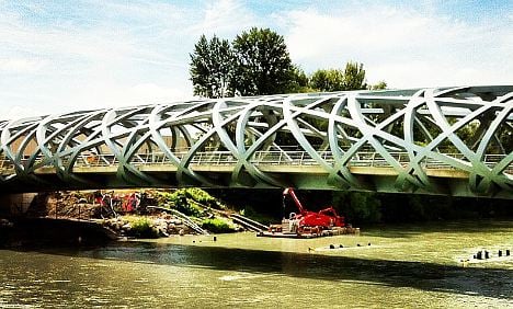 Geneva 'bird's nest' bridge named after Rolex founder