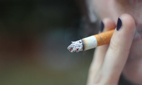 Swiss school eyes longer holidays for non-smoking staff