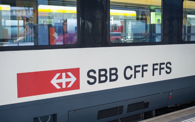 Swiss railways launches ticketless travel through its app