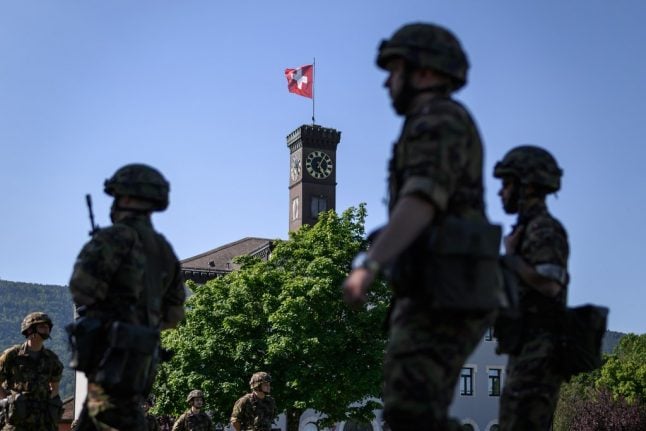 Swiss drafts army as coronavirus cases spike