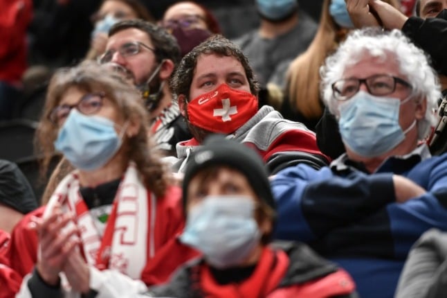 New Swiss legislation allows face masks for health reasons, like these ones, against Covid.