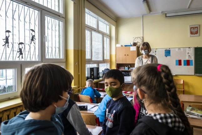 A number of cantons want to introduce mask requirements in schools. Photo by Wojtek RADWANSKI / AFP